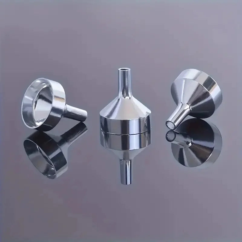Set of 2 Plastic Mini Funnels – view 4